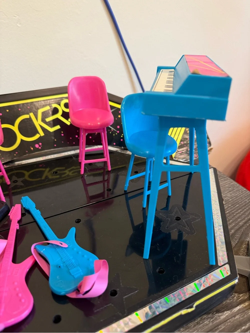 Barbie and the Rockers Hot Rockin' Stage Playset by Mattel (#1144), 1985